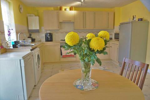 17 Ridge Close, London, SE28 0HX