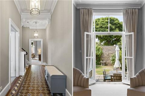 undefined, Castelnau, Barnes, London, SW13