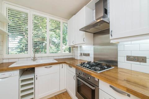 9 Blagdon Walk, Teddington, TW11 9LN