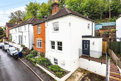 41a Latimer Road, Godalming, GU7 1BW