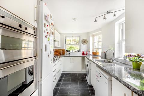 41a Latimer Road, Godalming, GU7 1BW