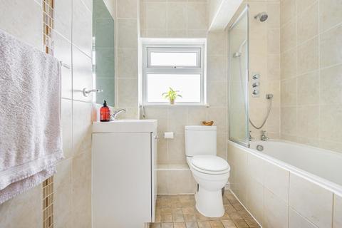 41a Latimer Road, Godalming, GU7 1BW