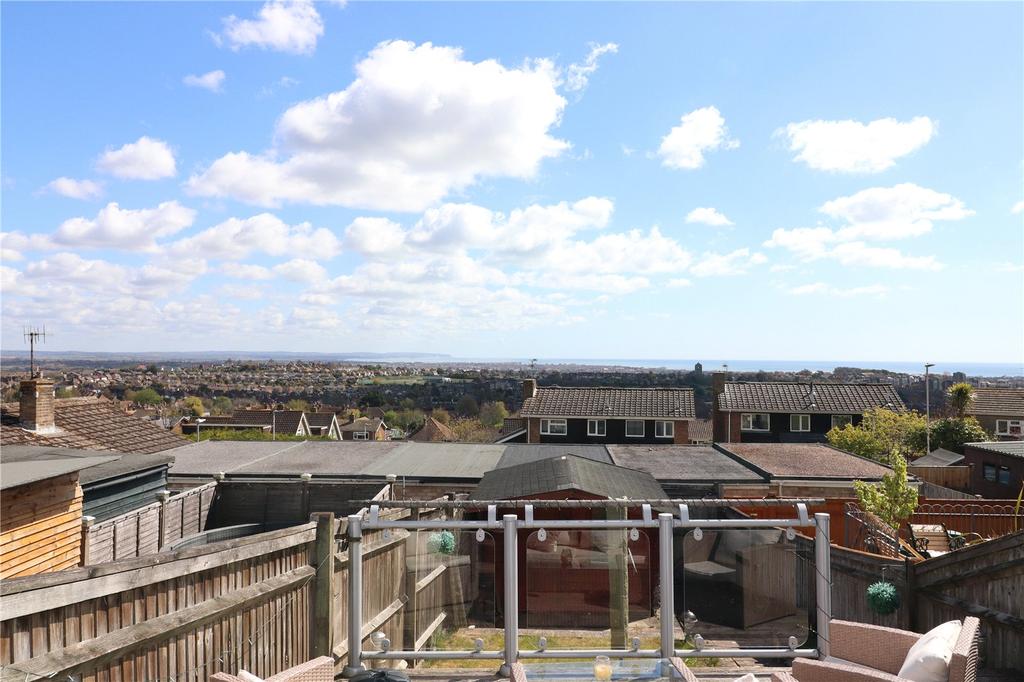 Den Hill, Eastbourne, BN20 3 bed terraced house £315,000
