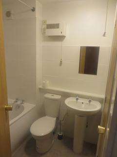 Studio to rent, Longham Copse Downswood