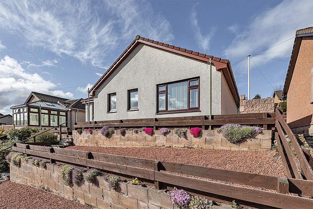 28 Ladhope Crescent, Galashiels TD1 2BN 3 bed detached bungalow £200,000