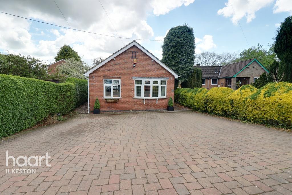 Hassock Lane, Shipley 4 bed detached bungalow £380,000