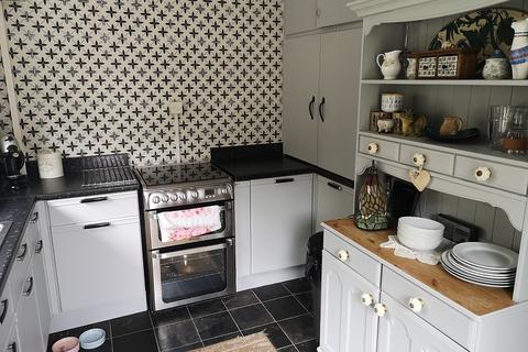 40 Manor Way, Neath, SA11 2TR