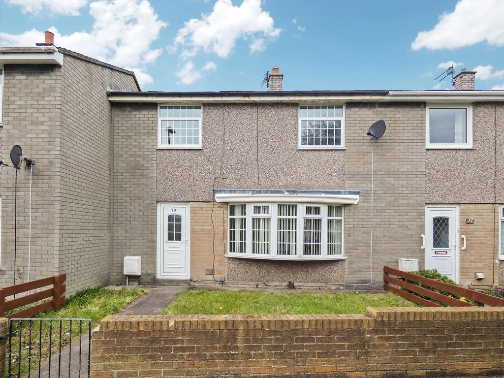 Southend Parade, Lukes Lane... 3 bed terraced house £99,998