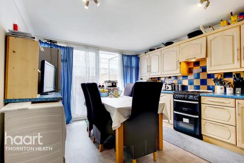 16 Montgomery Close, Mitcham, CR4 1XT