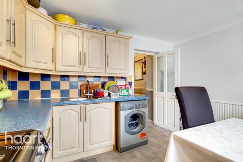 16 Montgomery Close, Mitcham, CR4 1XT