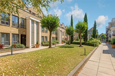 undefined, Queens Court, E14