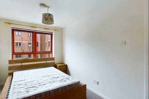 2/6 St. Clair Road, Edinburgh, EH6 8JY