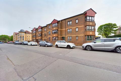 2/6 St. Clair Road, Edinburgh, EH6 8JY