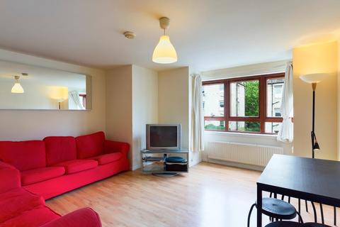 2/6 St. Clair Road, Edinburgh, EH6 8JY