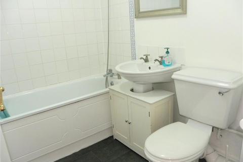 1 bedroom apartment to rent, Upton Park, Slough