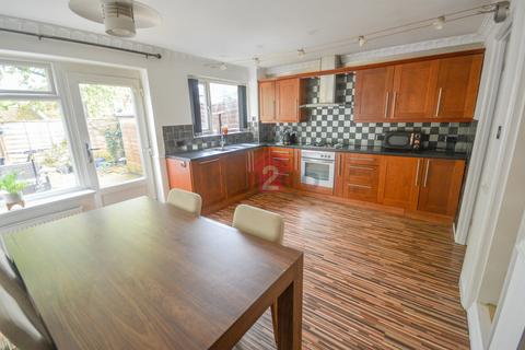 73 Halfway Gardens, Halfway, Sheffield, S20 4TJ