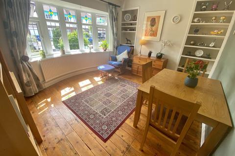 12 Alcester Road, Gatley, Cheadle, SK8 4PG