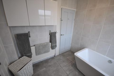 123 Highfield Crescent, Thorne, Doncaster, DN8 4DN