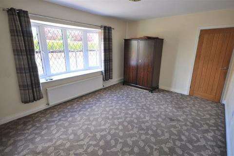 14 Brookfield Close, Thorne, Doncaster, DN8 4AY