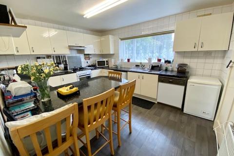 3 Byne Road, Carshalton, SM5 2SH