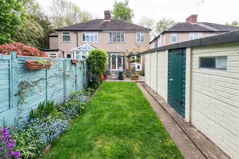 37 Hackbridge Park Gardens, Carshalton, SM5 2HE