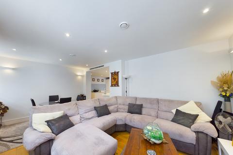 2 bedroom apartment for sale, Horsham, West Sussex