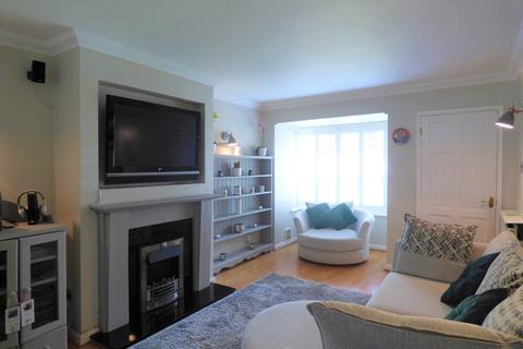 2 Crompton Close, Little Haywood, Stafford, ST18 0YS