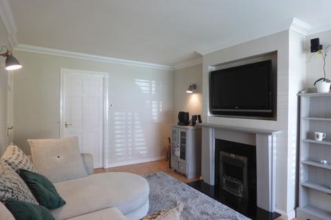 2 Crompton Close, Little Haywood, Stafford, ST18 0YS