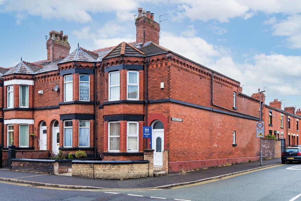 Boundary Road, St. Helens 3 bed end of terrace house £149,950