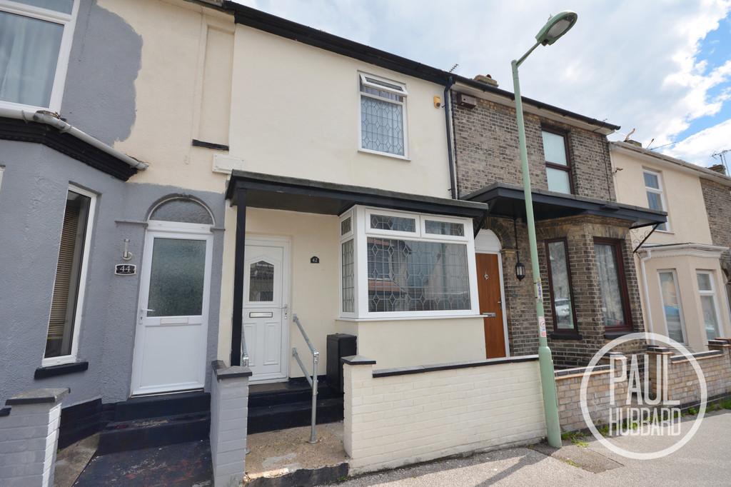 Queens Road, Lowestoft 3 bed terraced house £140,000