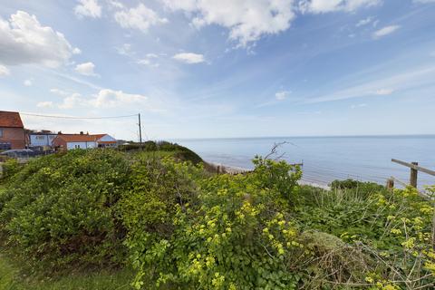 19 Cliff Road, Overstrand, Cromer, NR27 0PP