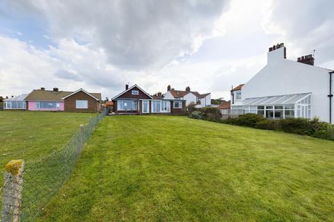 19 Cliff Road, Overstrand, Cromer, NR27 0PP