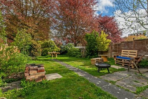 132 Longfield Road, Winchester, SO23 0NU