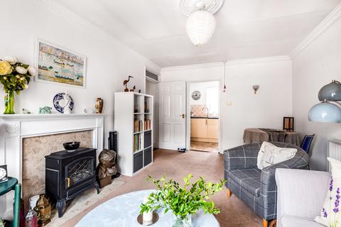 2 bedroom apartment for sale - St. Swithun Street, Winchester