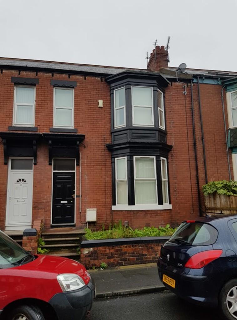 12 Otto Terrace 4 bed terraced house £700 pcm (£162 pw)