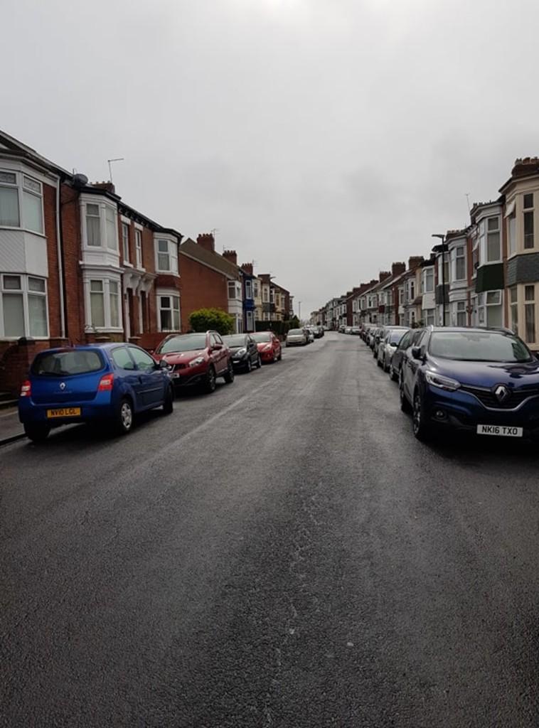 12 Otto Terrace 4 bed terraced house £700 pcm (£162 pw)