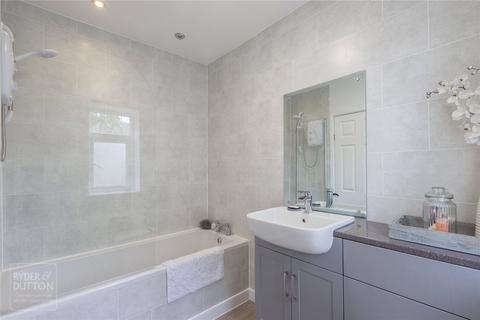 58 Hawkshead Drive, Middleton, Manchester, M24 4FX