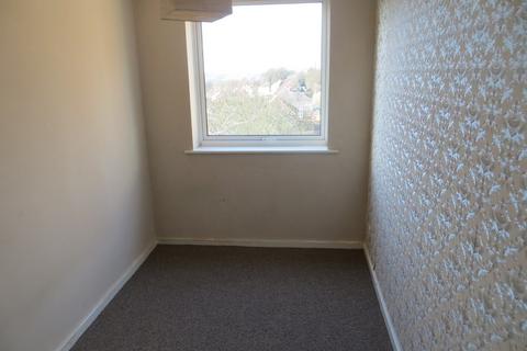 2 bedroom flat to rent, Benwell Close, Benwell NE15