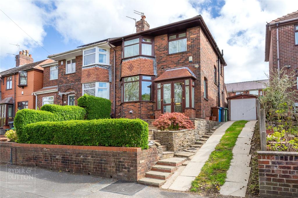 Milton Street, Royton, Oldham, OL2 3 bed semidetached house £210,000