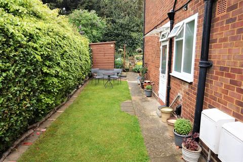 17 Rushmore Close, Bromley, BR1 2DJ