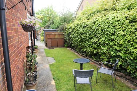 17 Rushmore Close, Bromley, BR1 2DJ