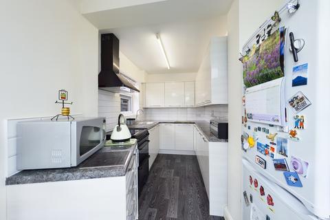 37 Cavendish Avenue, Ruislip, HA4 6QJ