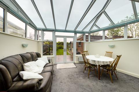 37 Cavendish Avenue, Ruislip, HA4 6QJ