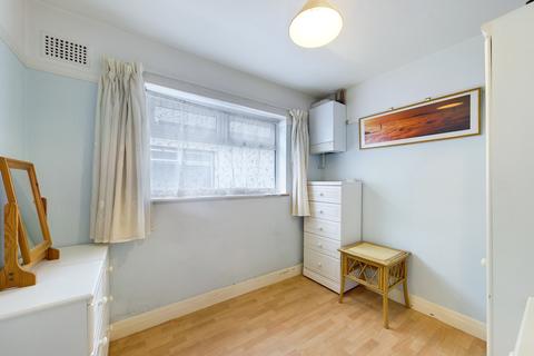 37 Cavendish Avenue, Ruislip, HA4 6QJ
