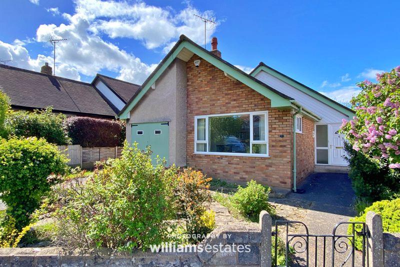 Hendre Court, Prestatyn 2 bed detached bungalow £235,000