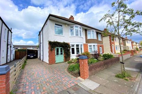 20 Arles Road, Cardiff, CF5 5AP