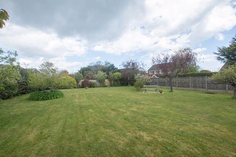 Glenview Hawksdown, Walmer, Deal, CT14 7PN