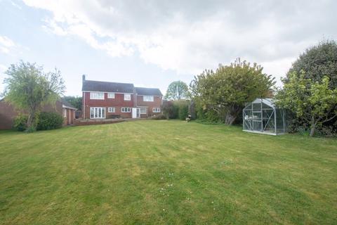 Glenview Hawksdown, Walmer, Deal, CT14 7PN