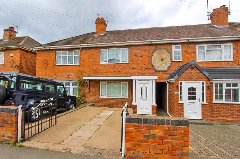 Primley Avenue, Alumwell, Walsall 3 bed townhouse £110,000