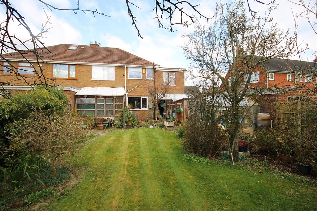 Norton Avenue, Penketh, Warrington, WA5 5 bed semidetached house £